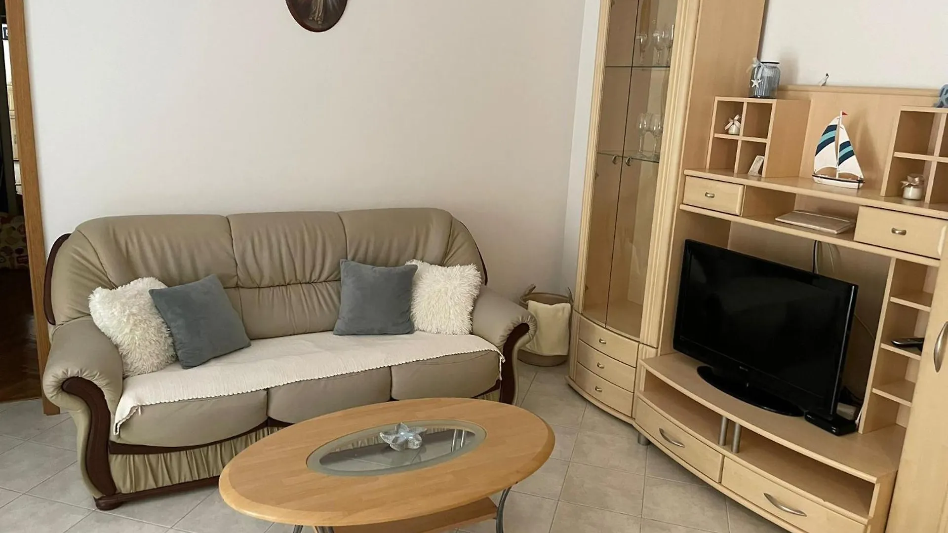 Knez Apartment Split